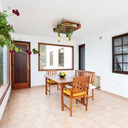 Casa Canaria Acero Holiday home *